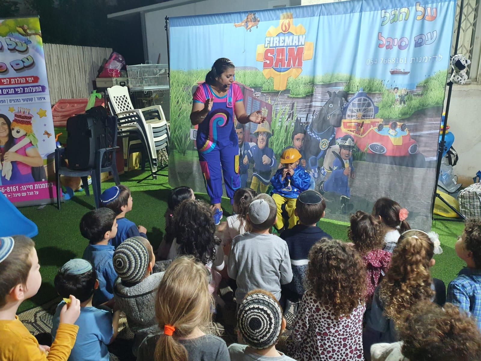 גלריה 13